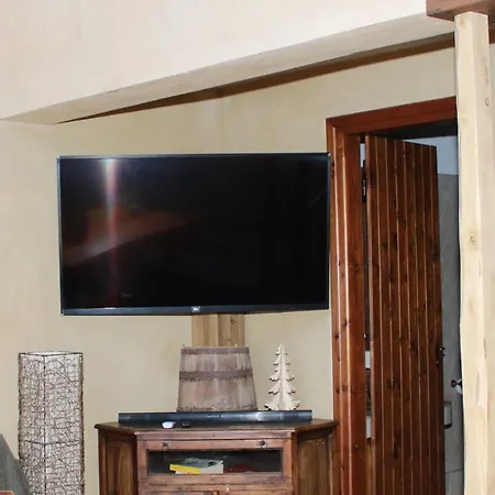 Dimitra's * إلاتوشوري